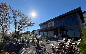 Hotel Du Lac Champlain